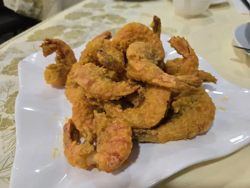 Salted Egg Yolk Shrimp · 鹹蛋黃蝦