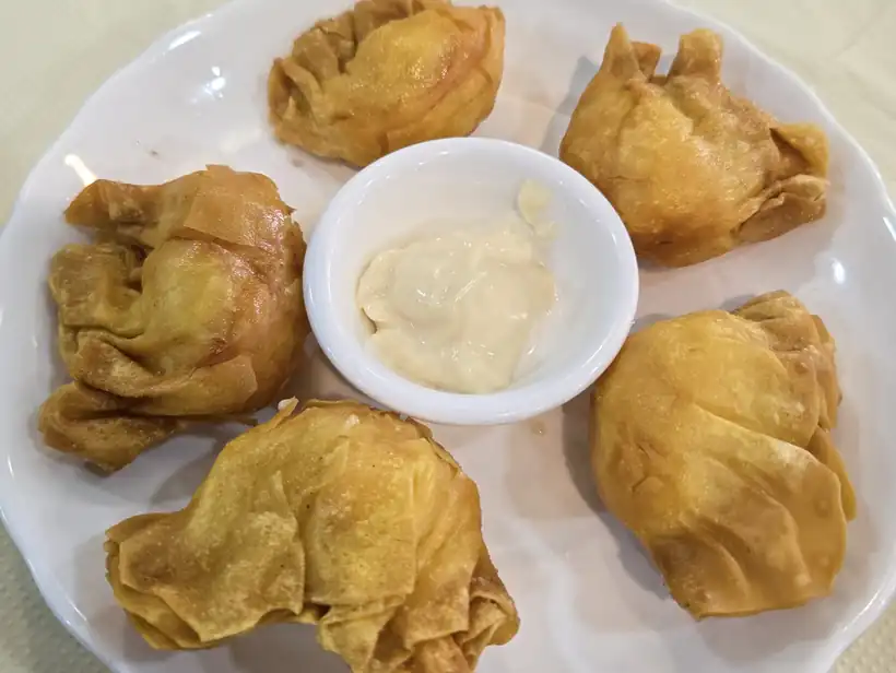 Crispy Prawn Dumplings · 沙律炸蝦角
