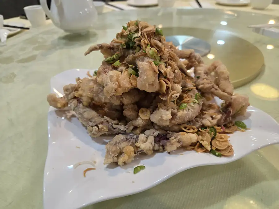 Salt & Pepper Squid Tentacles · 椒鹽魷魚鬚